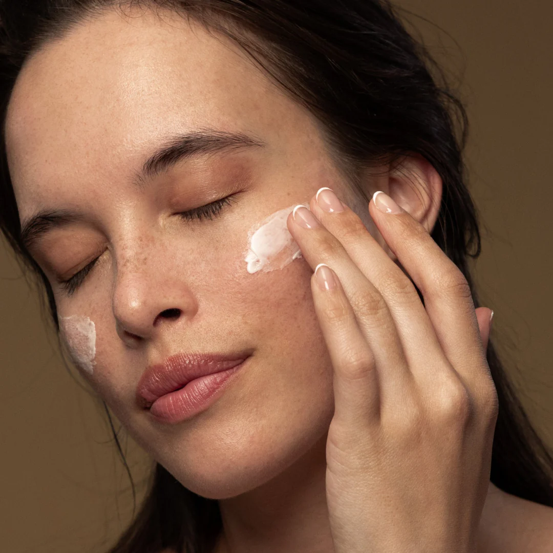 Antipodes Harmony Hyaluronic Manuka Honey Night Cream - Image 3